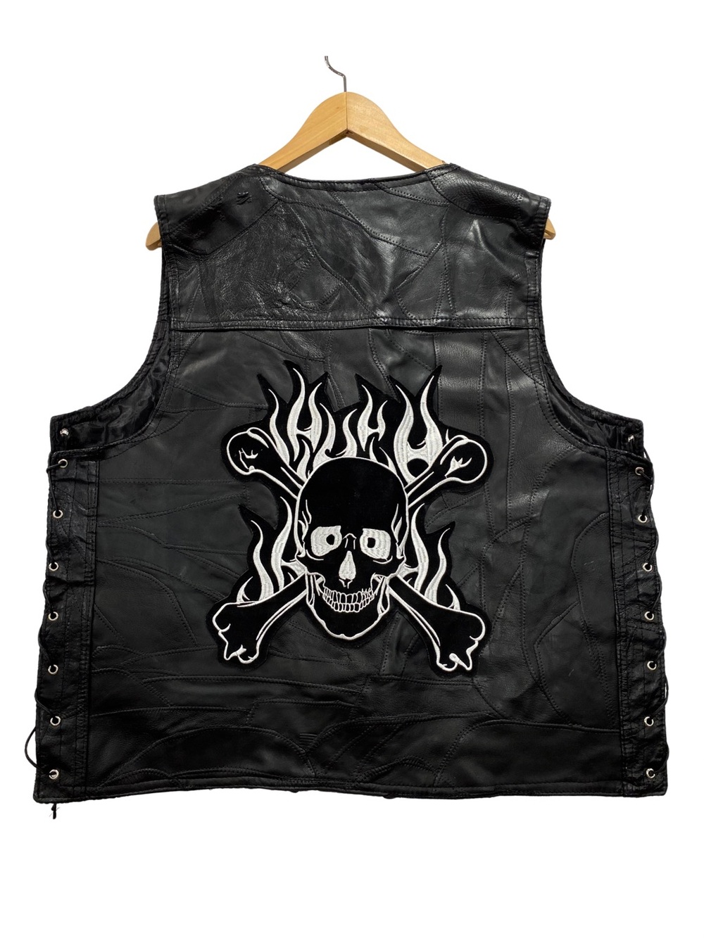 NWT Diamond Plate Buffalo Leather Biker Vest XL Lace‑Up Sides Skull Patch